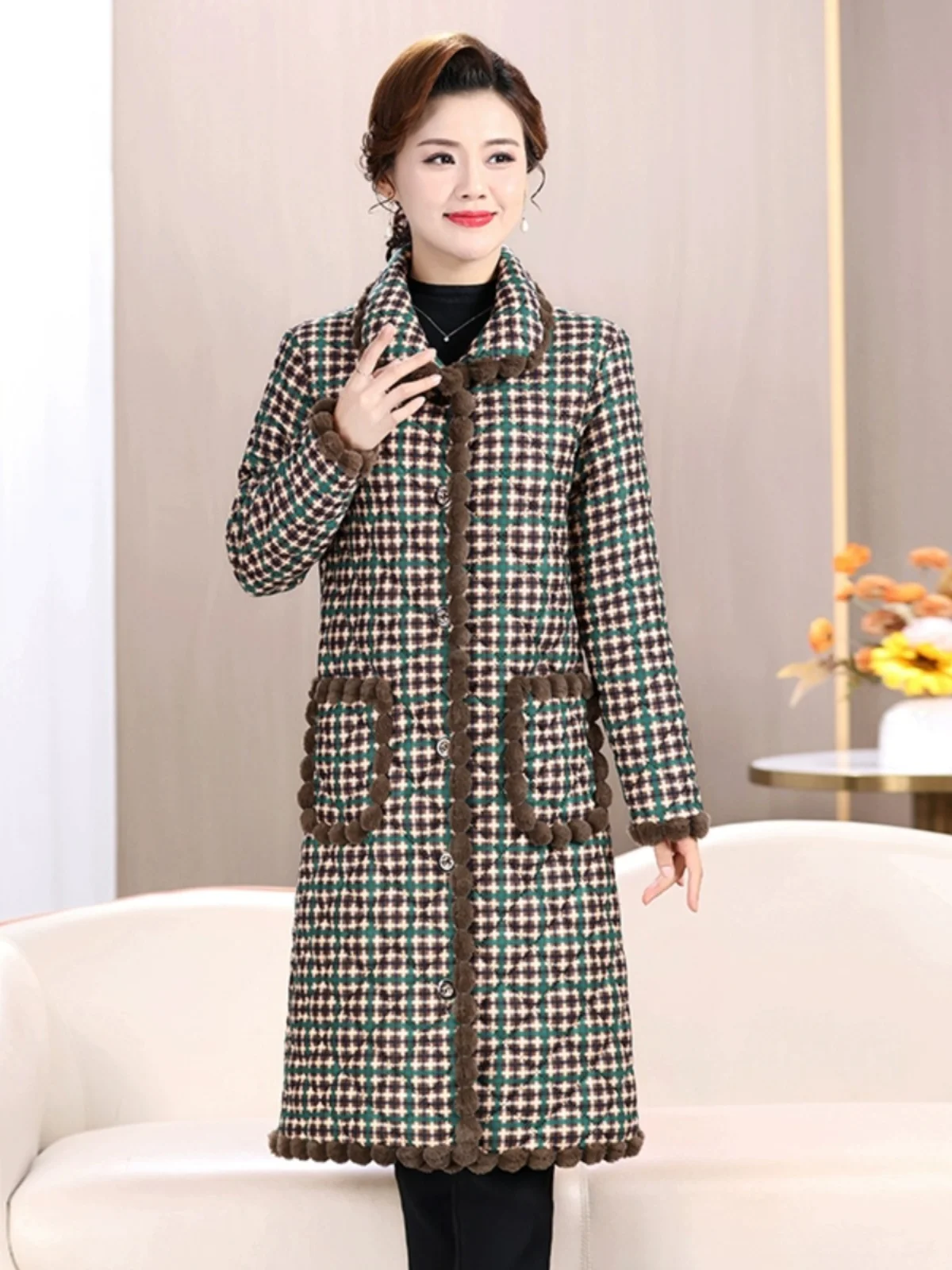 Thickened Long Cotton Jacket for Women Winter New Style Fashionable Warm Fleece Lined Mommy Clothes Middle Aged And Elderly W...
