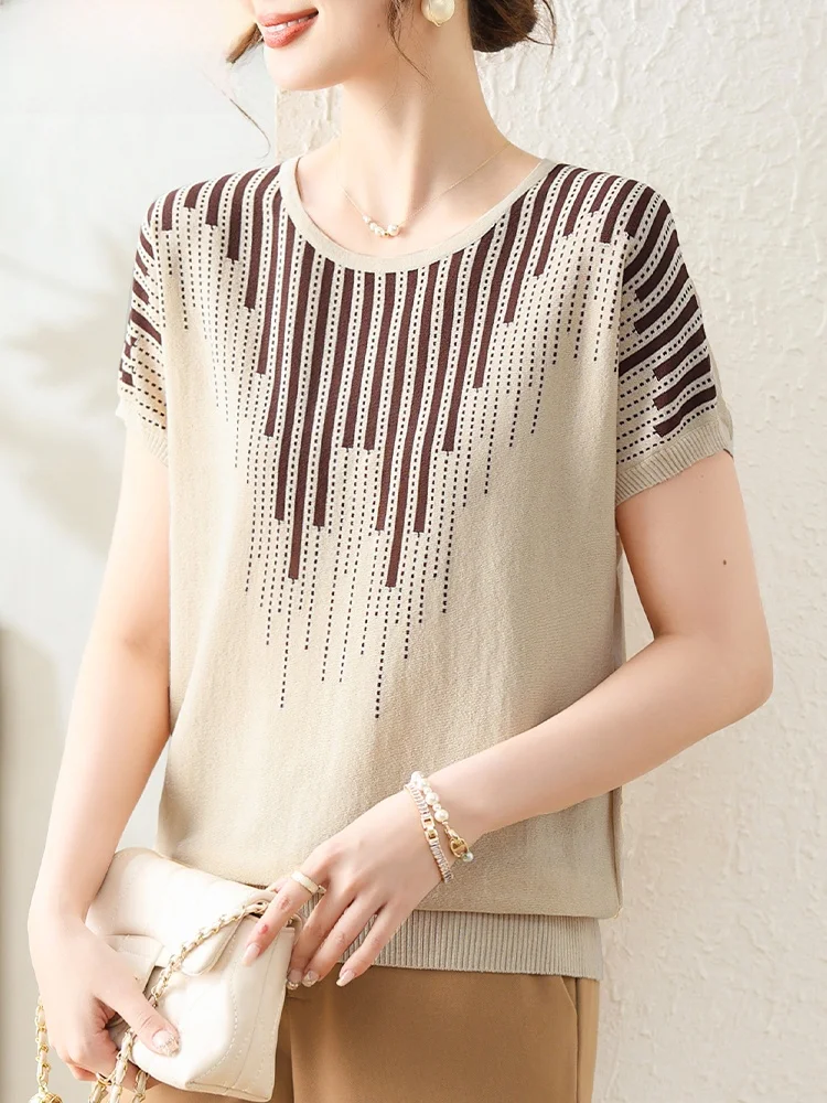 

Faionable Ice Silk ort Sve T-irt Lightweight Summer Top for Middle-Aged And ly Women Ele Ladywear