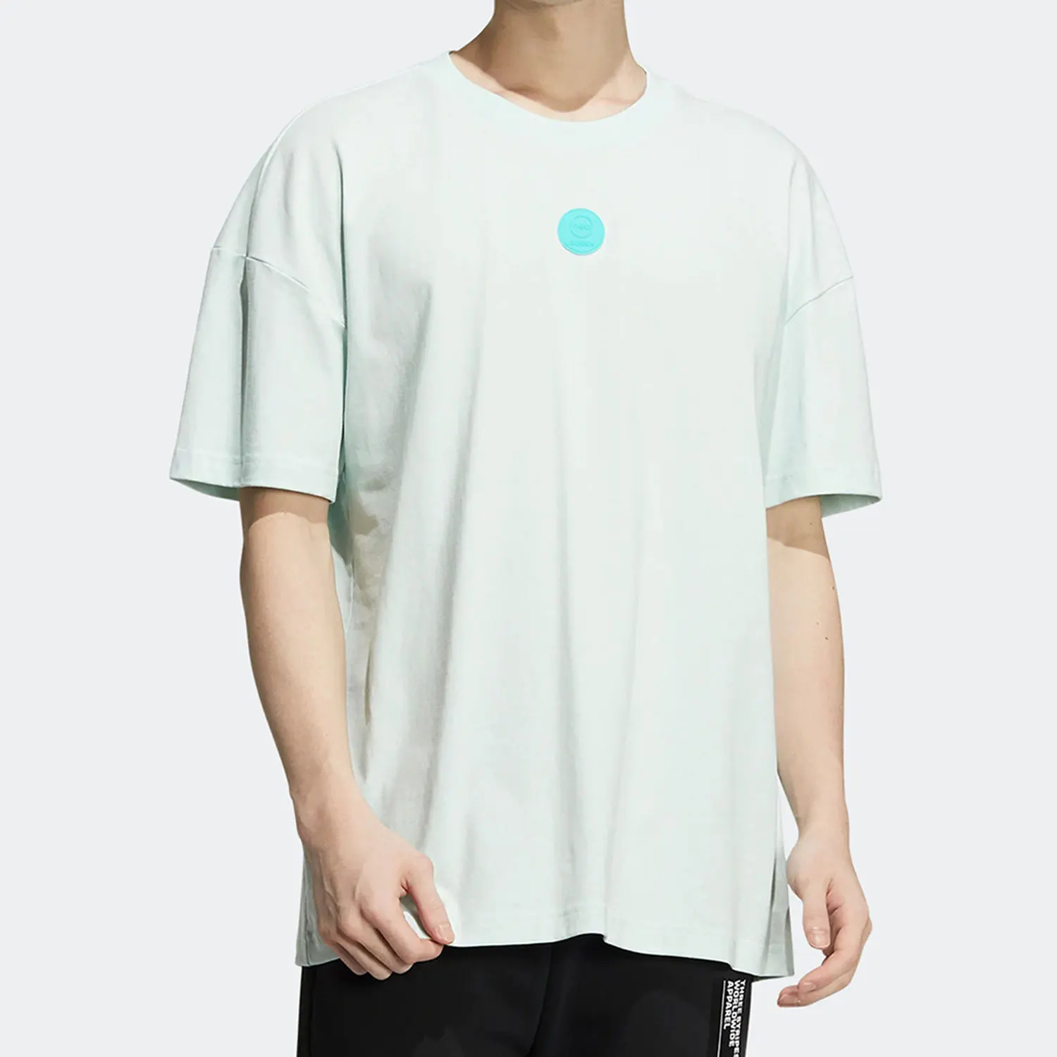 

Adidas Официальная оригинальная NEO новая мужская спортивная повседневная свободная футболка с коротким рукавом HD4651