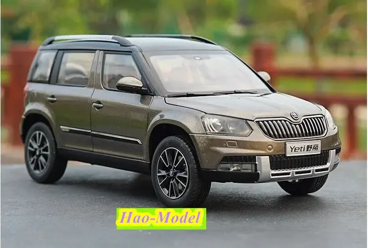 

1/18 For Shanghai VW YETI SUV Model Car Alloy Diecast Metal Boys Toys Kids Birthday Gifts Hobby Display Ornaments Collection