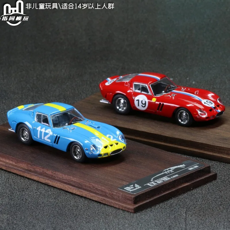 FY 1/64 Enzo 250GTO 19#112 alloy simulation static model, children's collection of decorative toys, for children's holiday gifts