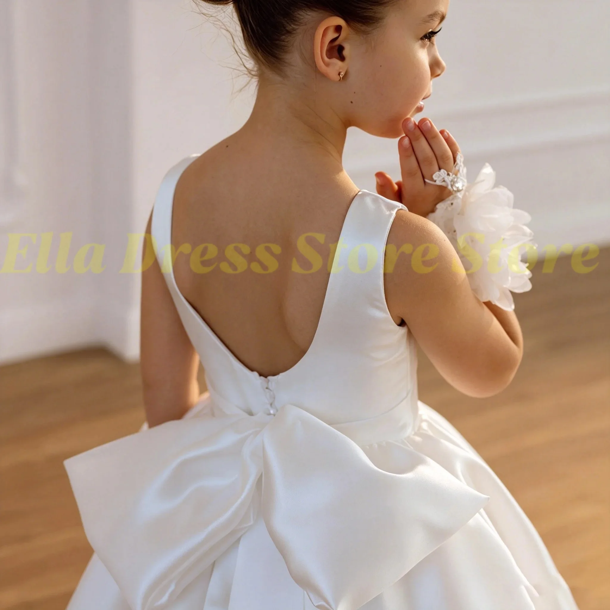Satin-Kleider für die Erstkommunion für Kinder, ärmellos, mit Umhang, Blumenmädchenkleider mit Schleife für Hochzeit, Geburtstag, Veranstaltung, maßgeschneidert, Großhandel – Detail 7