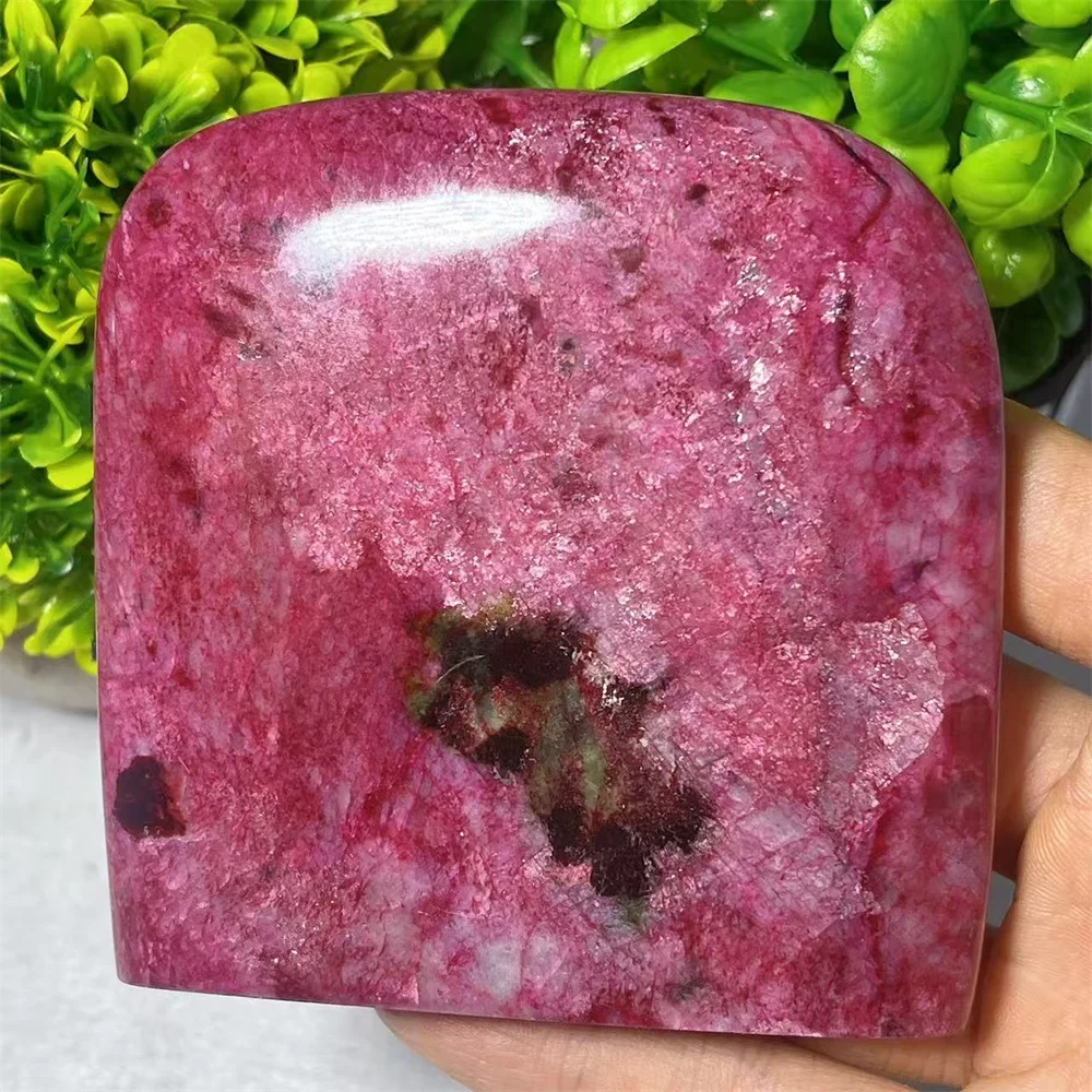 Crytal Natural Peach Blossom Jade Blood Free Form Stone Quartz Meditation Gemstones Specimen Mineral Carving Spiritual Home Deco