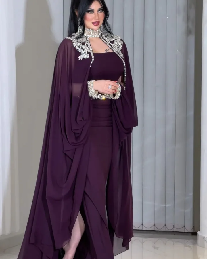 تخصيص جيرسي مطرزة الديكور ذوي الياقات العالية غمد فساتين متوسطة الطول مناسبة مخصصة رائعة تألق مساء رسمي