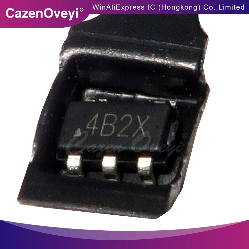 10piece CAT6219-330TDGT3 Silk screening:RV SOT23-5