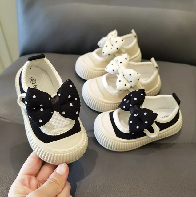 Girls Canvas Shoe Fashion Polka Dot Bow Kids Casual Shoe Shallow Soft Sole Princess Shoe Toddler Flat Sneakers School Girl Shoes