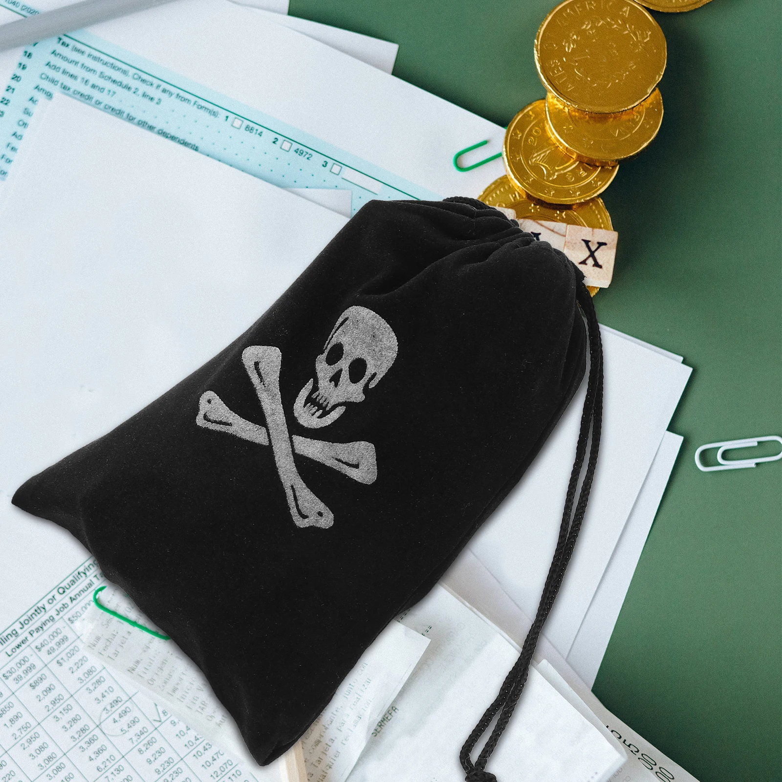 

10pcs Pirate Skull Coin Bags Halloween Candy Pouches Gifts Kids Boys Girls Polyester Storage Drawstring Bag Jewelry Bag
