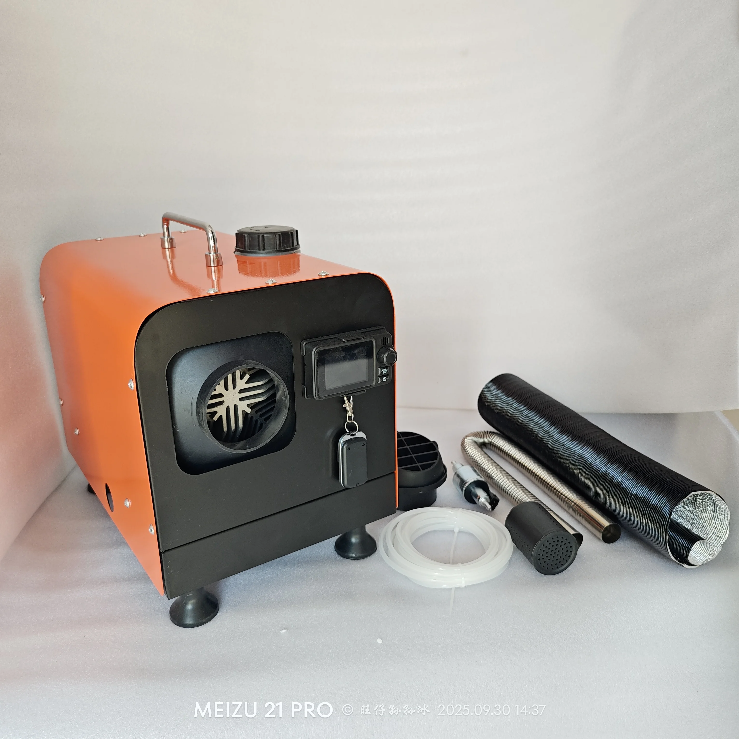 2025年新型ディーゼルヒーター 220V ポータブルエアヒーター 5KW パーキングヒーター 12V 24V 車、トランク、船舶、キャンプ、または家庭用