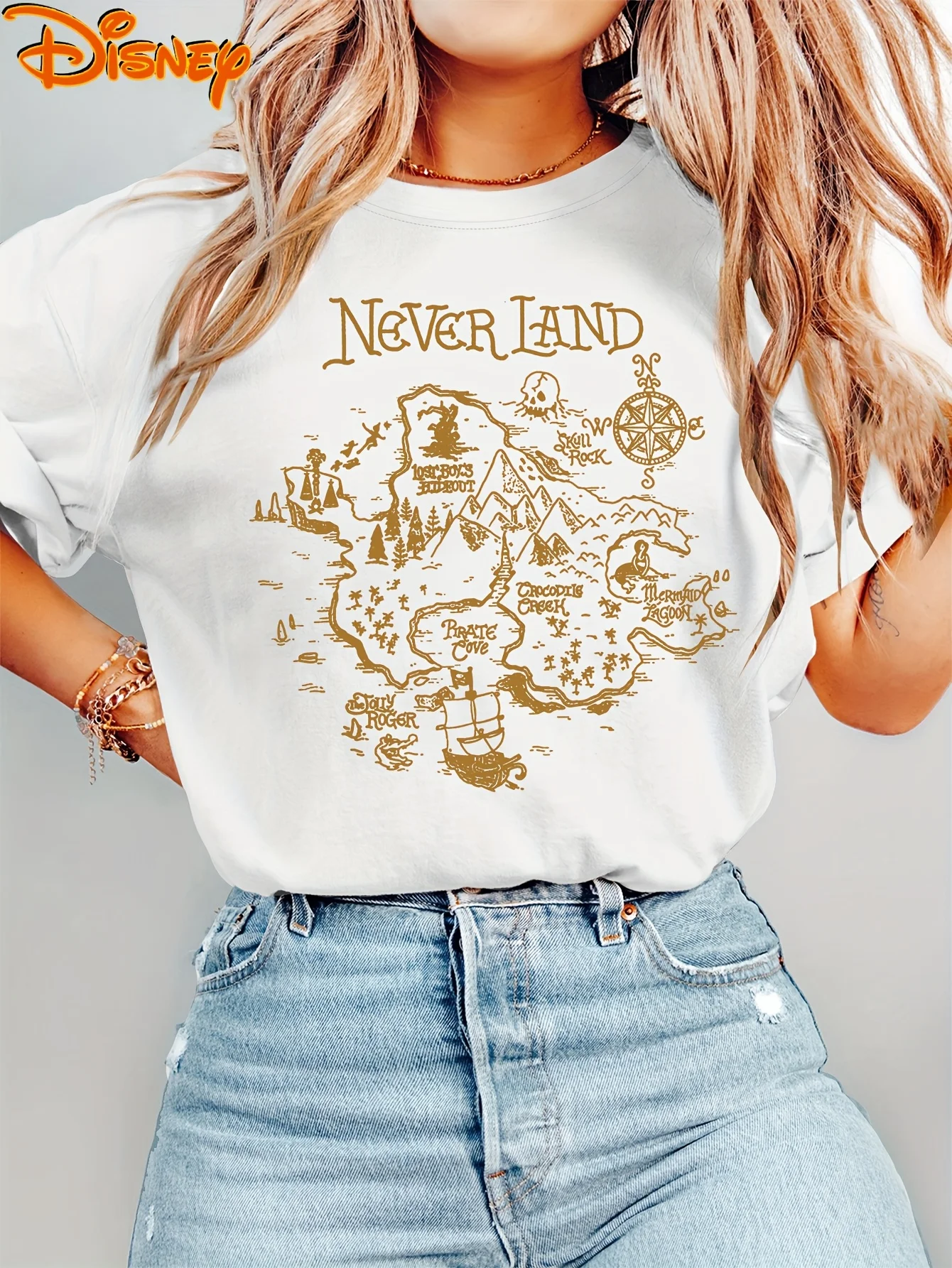 

2025 Женская повседневная удобная уникальная черная футболка с круглым вырезом и короткими рукавами с принтом Disney с уникальным улыбающимся лицом