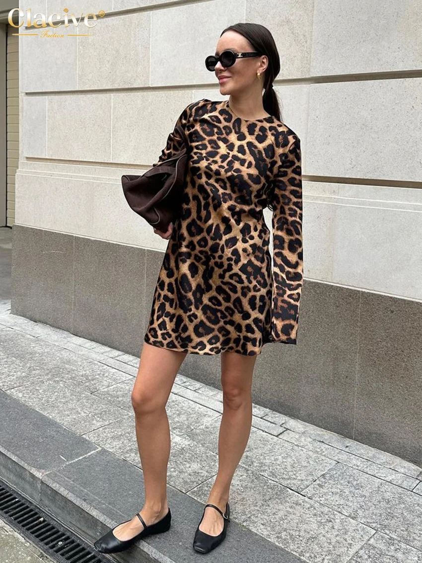 Clacive Mode Lose Leopard Print frauen Kleid 2025, Bodycon Oansatz Langarm Mini Kleider Elegante Klassische Weibliche Kleid