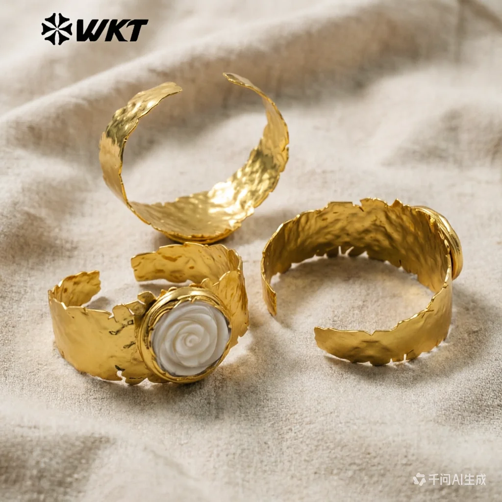 

MPB124 Classical Gold Electroplated Cuff Bangles With Natural MOP Shell Handmade Carved Rose Flower Shape Women Party Accessory
