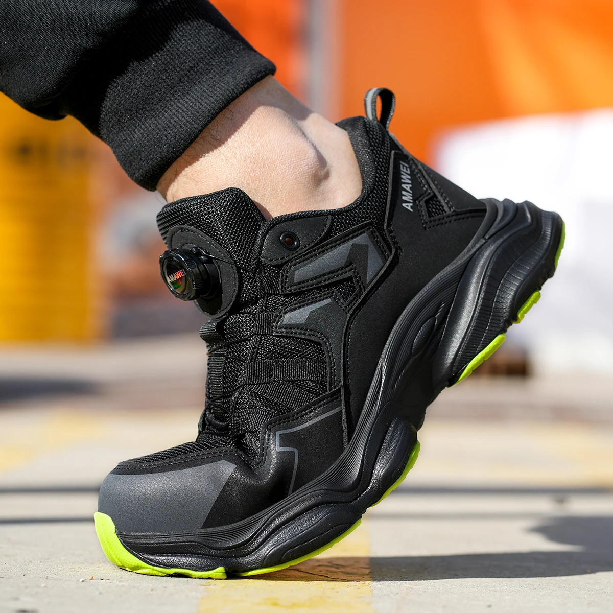 New Rotating Button Safety Shoes Men Anti-smash Anti-puncture Work Shoes Fashion Men Sport Shoes Outdoor Hiking boots