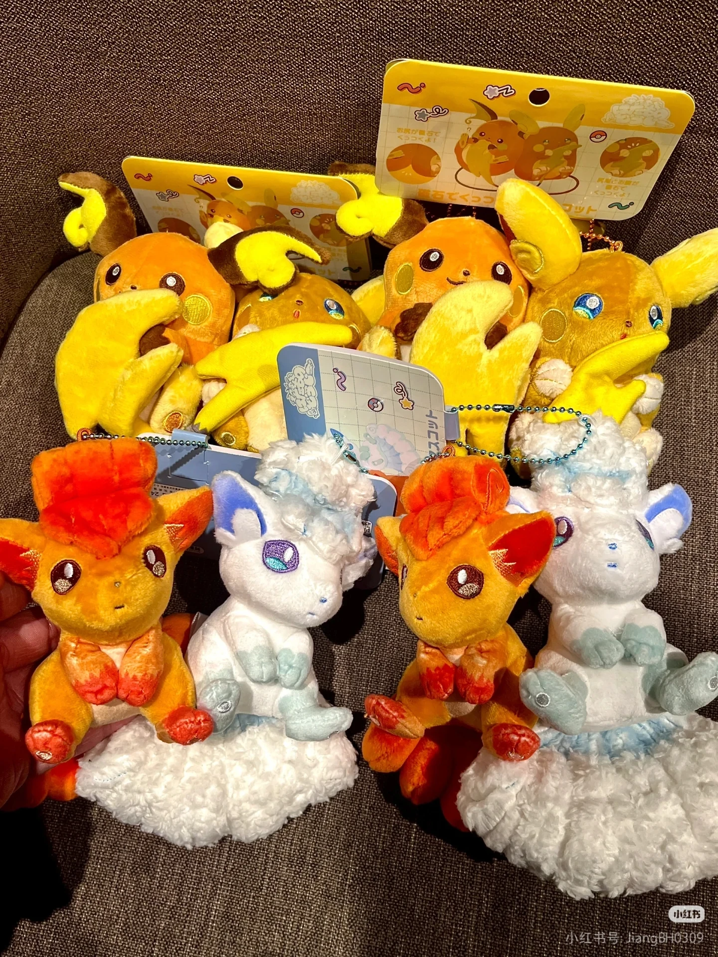 ポケモンぬいぐるみ磁気ステッカーペンダントフィギュアかわいいゾルアディットスワブルシンチノジョルテオンタートウィッグフレアオンアニメギフト