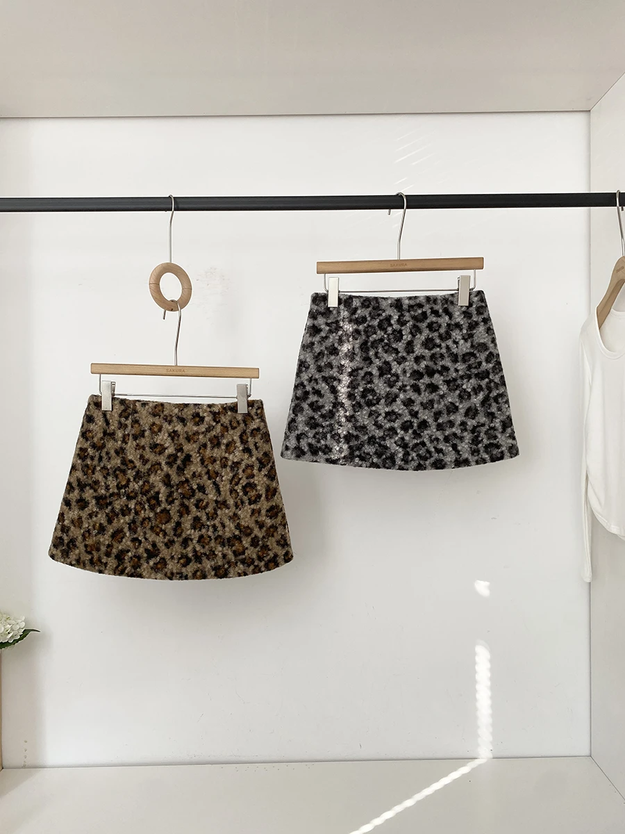 

Spring 2026 Fashionable Retro American Style Half-length Leopard Print Sheepskin Simulation Slimming Skirt for Women Commute