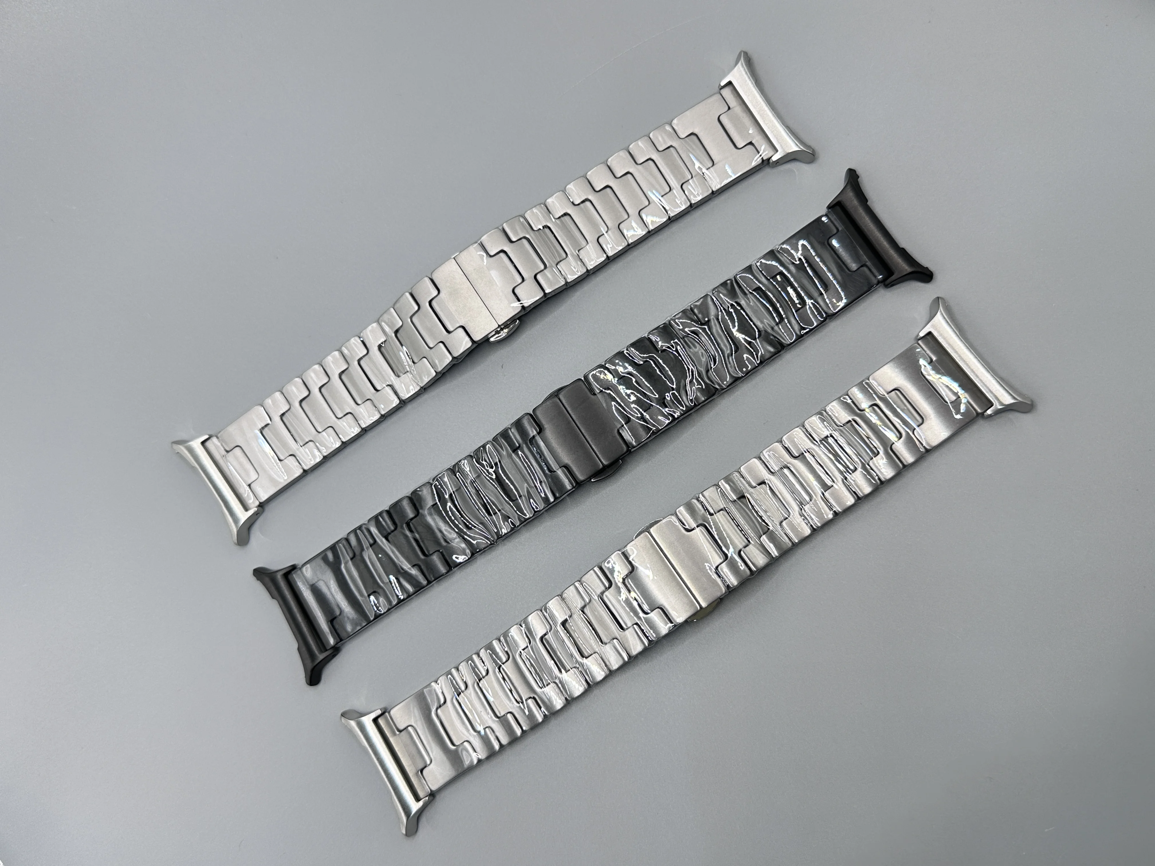 Suitable for titanium alloy metal straps, the Samsung Galaxy Watch 7 Ultra 47mm ultra delicate silver/black/titanium strap.