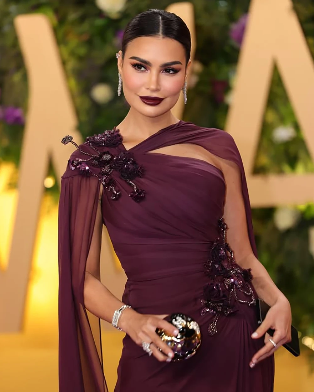 2026 ゴージャスでセクシーな女性のイブニングドレス 魅力的なサテン マーメイド シンプル ノースリーブ プロムガウン パーティードレス