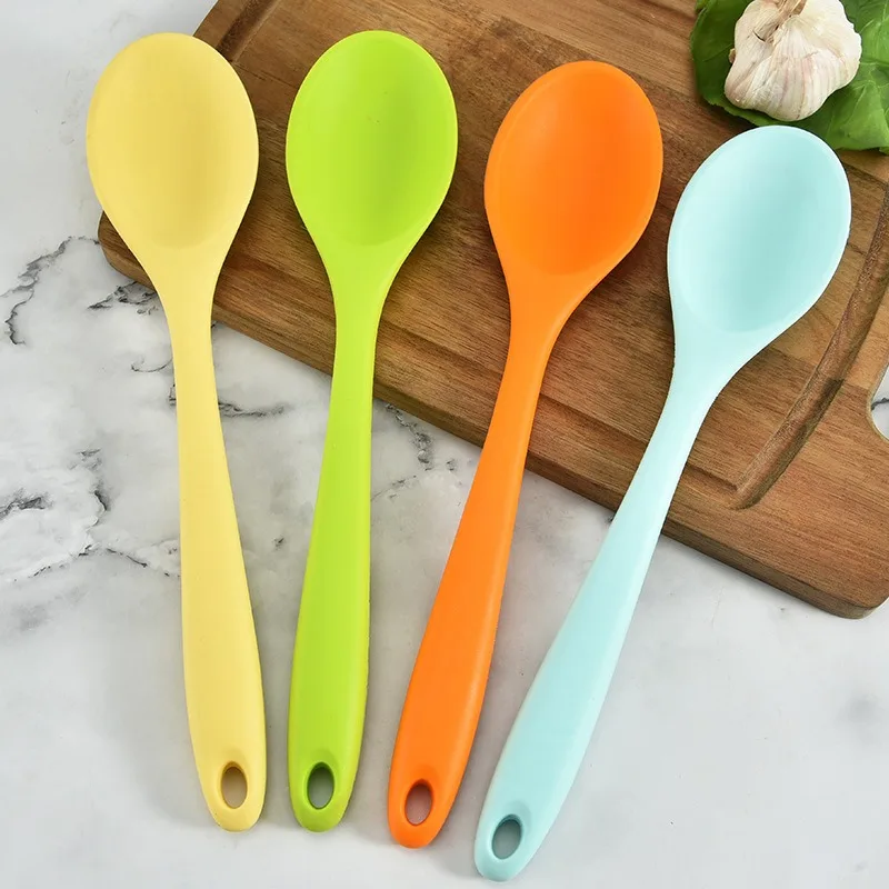 1 PC Multi-color Silicone Soup Spoon Mixing Spoon Kitchen Soup Spoon Soft Texture High Temperature Resistance Spoons for Kitchen