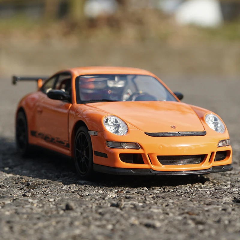 WELLY 1:24 Porsche 911 GT3 RS 997 Alloy Car Diecasts & Toy Vehicles Car Model Miniature Scale Model Car Toys For Children