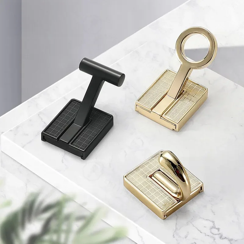 Zinc Alloy Gold Light Luxury Coat Hook Wall Mounted Grid Pattern Cloakroom Hardware Hanger for Clothes Jackets Bags