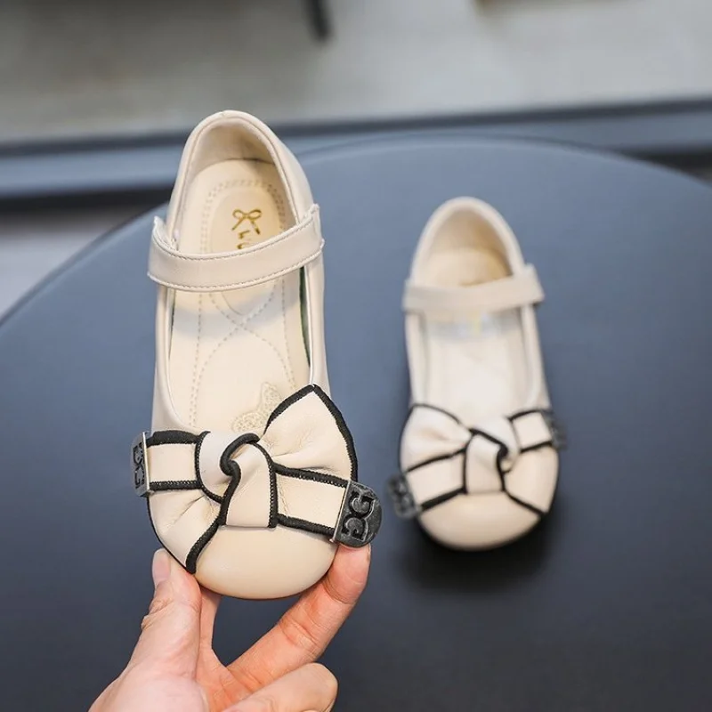

Детские кожаные туфли для девочек 2026 Весна-Осень – Туфли-принцессы для малышек, на мягкой подошве, нарядные, элегантные, для праздников