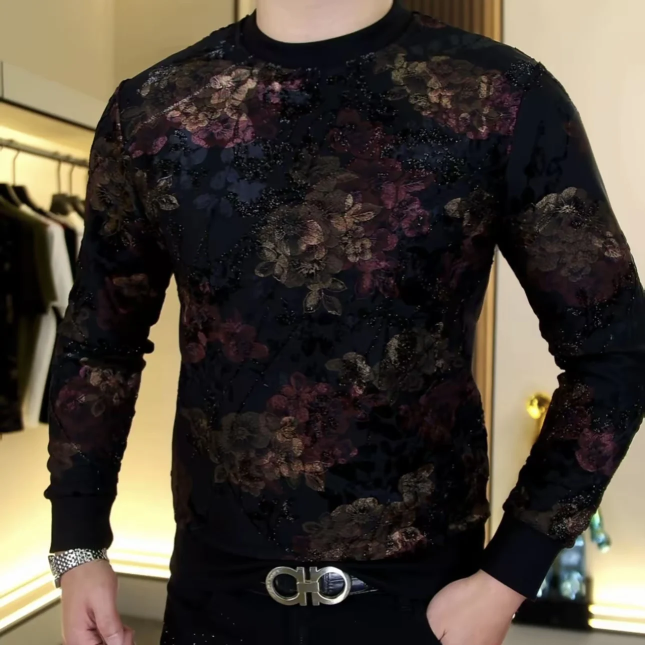 

Men's Faionable Slim Fit Long Sve Velvet Sweatirt round Ne Embroidered Print Comfortable Elastic Bot irt