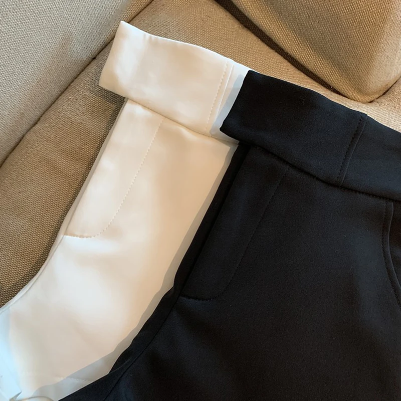 2026年女性用夏黒ショートパンツ、原宿風エレガントハイウエストショートパンツ、Aラインスリムカジュアルホットガールストレートパンツ、セクシー