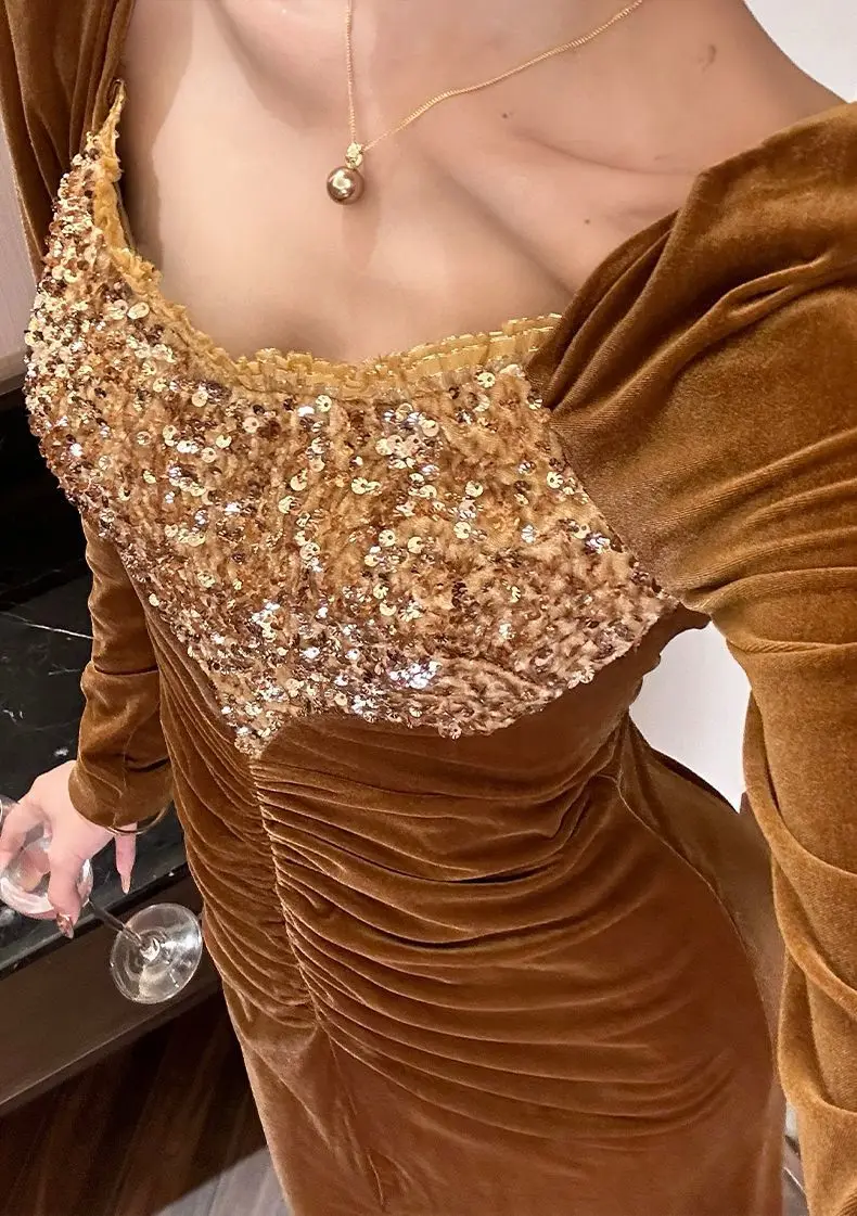 Рисунок 4 - Вечернее платье в европейском стиле