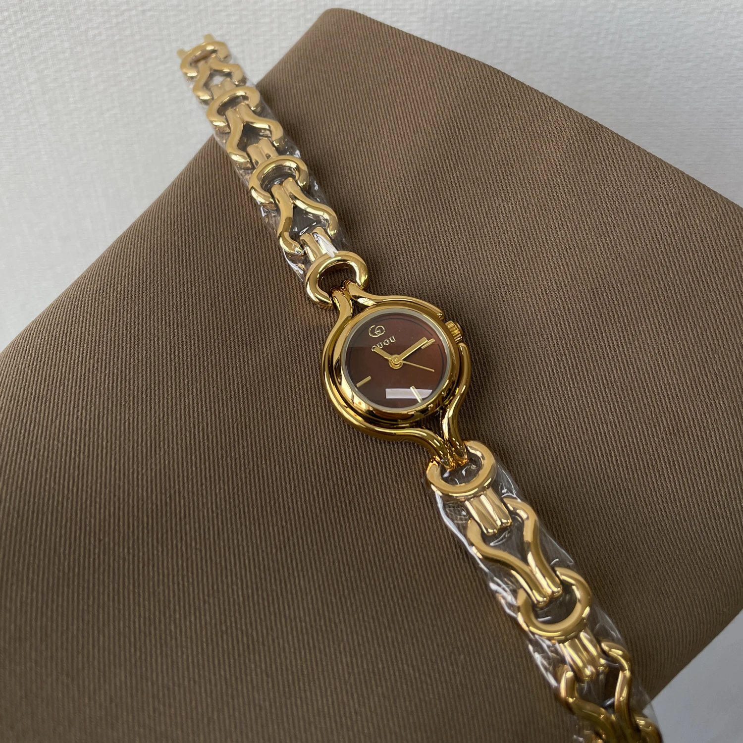 Exquisite Women'S WristwatchesArtistic, SmallAnd Elegant Watches For WomenGenuine Brand-Name Timepieces With A Beautiful Design.