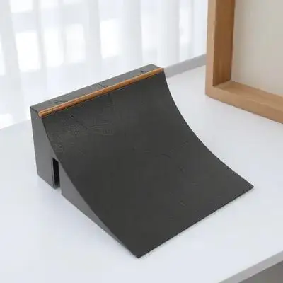 Compact Finger Skateboard with Plastic Ramps and Obstacles for Kids Fine Craftsmanship Coordination Improvement