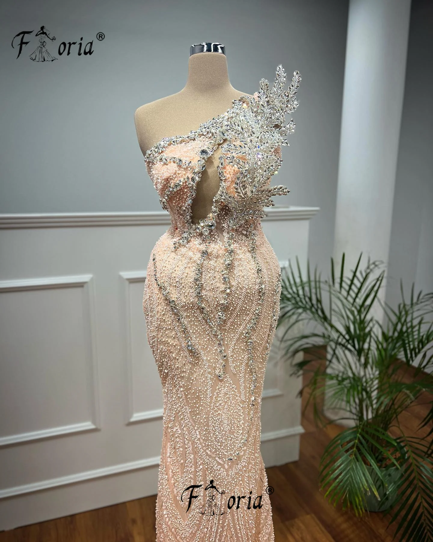 Robe de soirée sirène rose perlée, appliques Citro3D, dentelle, longueur au sol, personnalisée, robe de Rhélégante, 2024