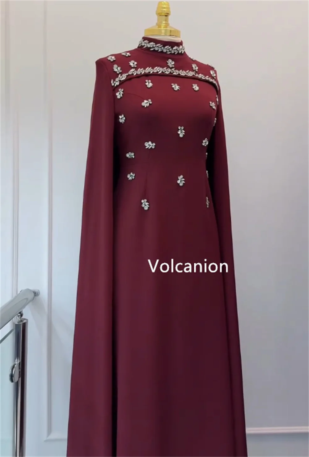 Индивидуальные платья-миди из джерси с блестками и высоким воротником, вечерние классические размеры в стиле ретро на заказ