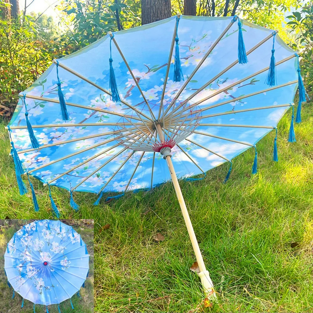 

56 см зонтик с веером в китайском античном стиле с кисточкой для косплея Hanfu, масляный бумажный зонт, 10 цветов, реквизит из шелковой ткани, танцевальный зонт