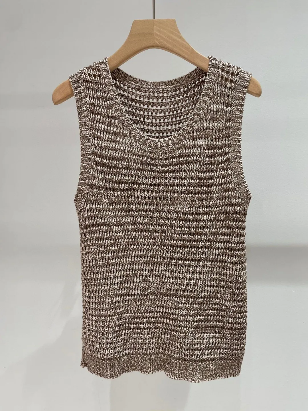 

Women Hollow Out Knit Vest O-Neck Sleeveless Elegant Female Sweater