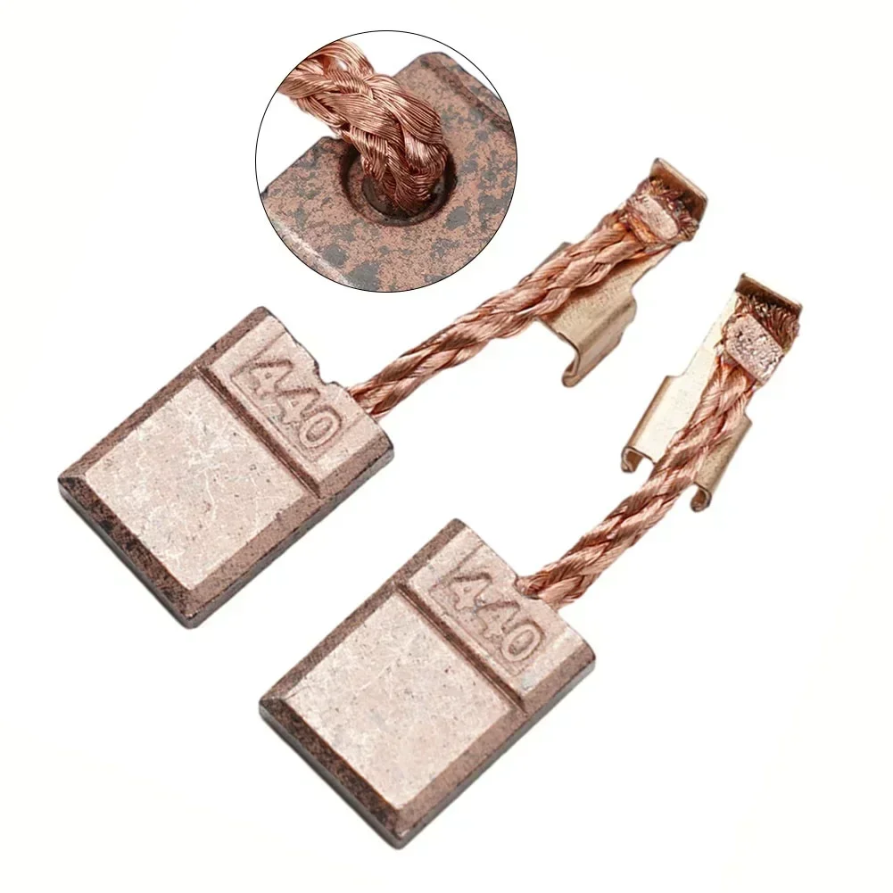 2 pezzi spazzole di carbone per CB440 CB448 CB436 194159-4 196854-2 194427-5 DDF482 accessori per elettroutensili 13X10X3 Mm