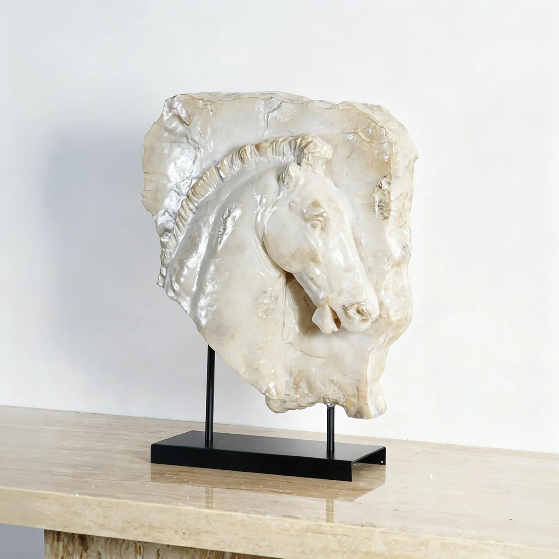 Athens retro horse head sculpture living room entrance office desktop decoration villa hotel art high-end ornament