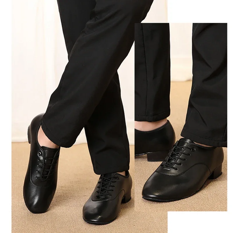 Männer Tanzschuhe Latin Ballroom Dance Schuhe Niedrigen Absatz Moderne Indoor Männer Tango Walzer Salsa Danicng Pu Leder Schuhe Schwarz Weiß – Detail 4