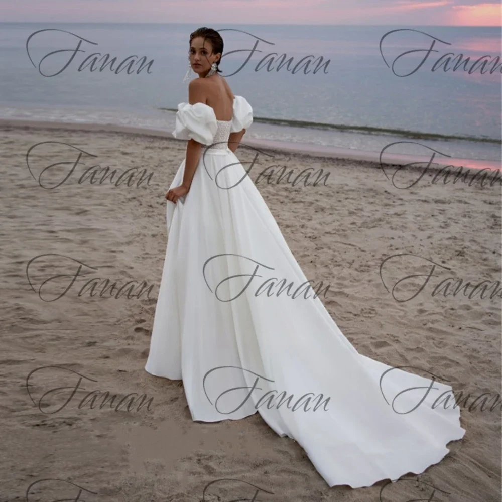 Robe de Mariée en Satin à Manches Courtes et Col en Cœur, Vêtement Formel Personnalisé avec Traîne de Balayage, Ligne A, pour la Plage, Quelle que soit la Tenue des Patients Perlés