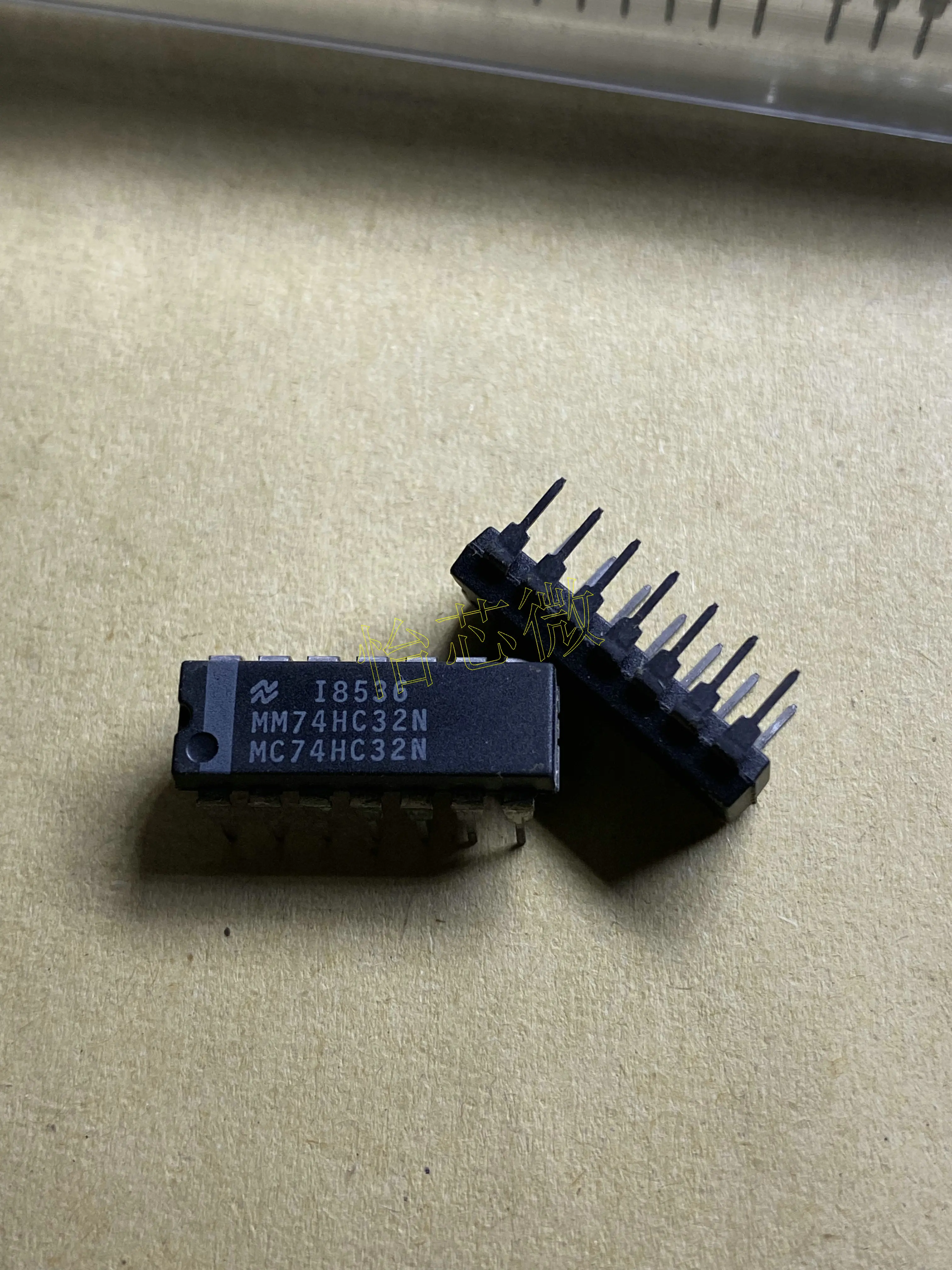MM74HC32N  DIP  SN74ALS164ADR  SOP  TC74HC05AF  SOP5.2  TCLT1102  SOP5   TL751L08CDR  SOP8