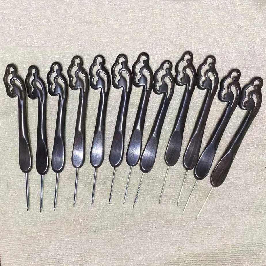 

Ebony Wooden Handle Hand-polished Stainless Steel Crochet DIY Hook Knitting Doll Sweater Shoes Tool Set