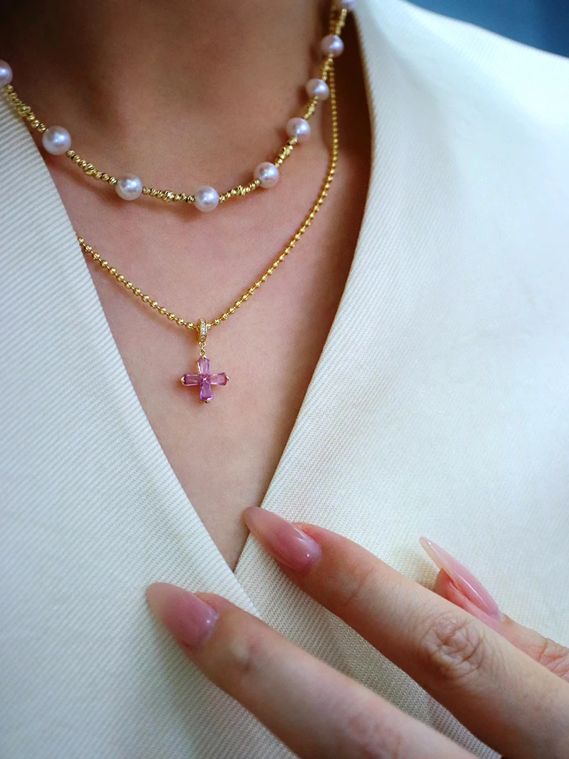 KUGG 100% 18K عقد ذهب أصفر أنيق الصليب قلادة اللون الطبيعي الياقوت قلادة للنساء هدية للذكرى السنوية الراقية