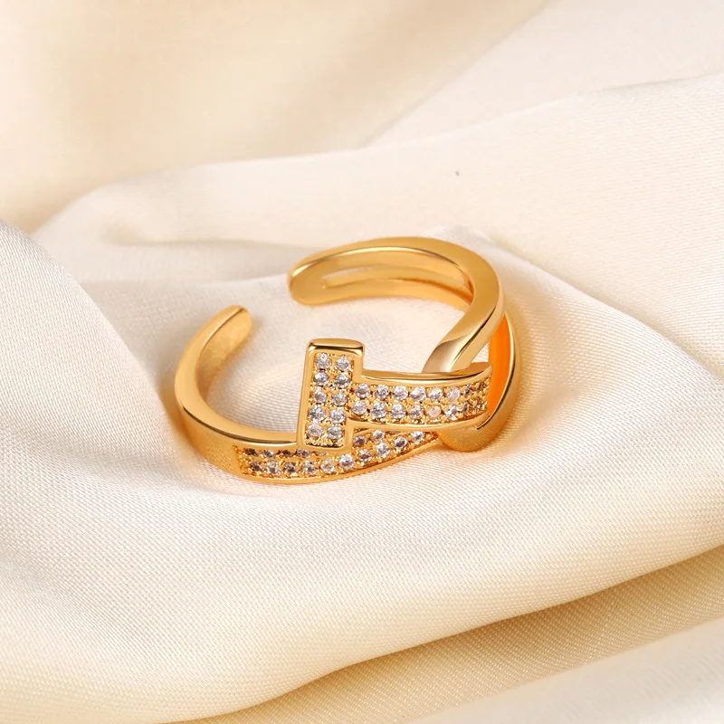 

Кольцо с бриллиантом из 18-каратного золота — полный комплект микро-паве-циркона, гипоаллергенное и устойчивое к потускновению, элегантный открытый регулируемый дизайн