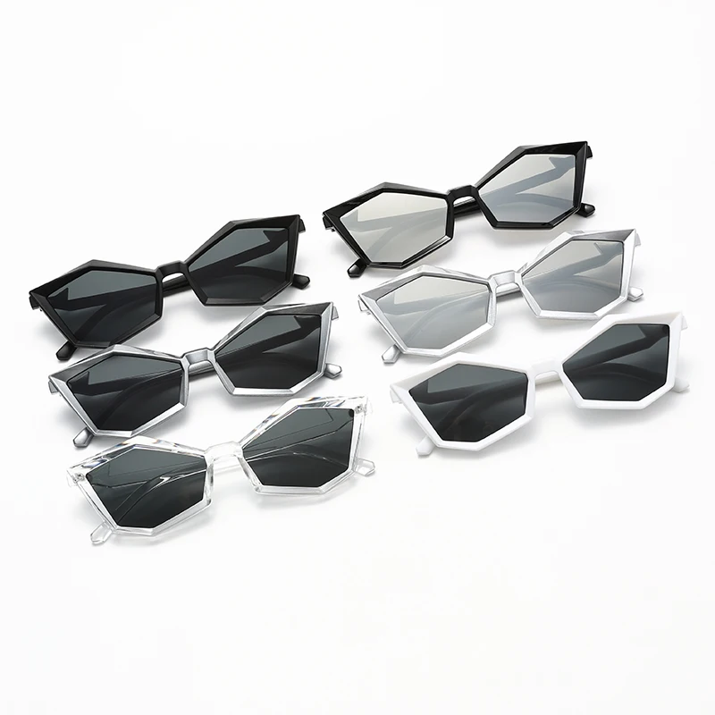 New Halloween Polygonal Glasses Women Y2K Punk Fashion Trend Street Photography Sunglasses Men in Black and White Color