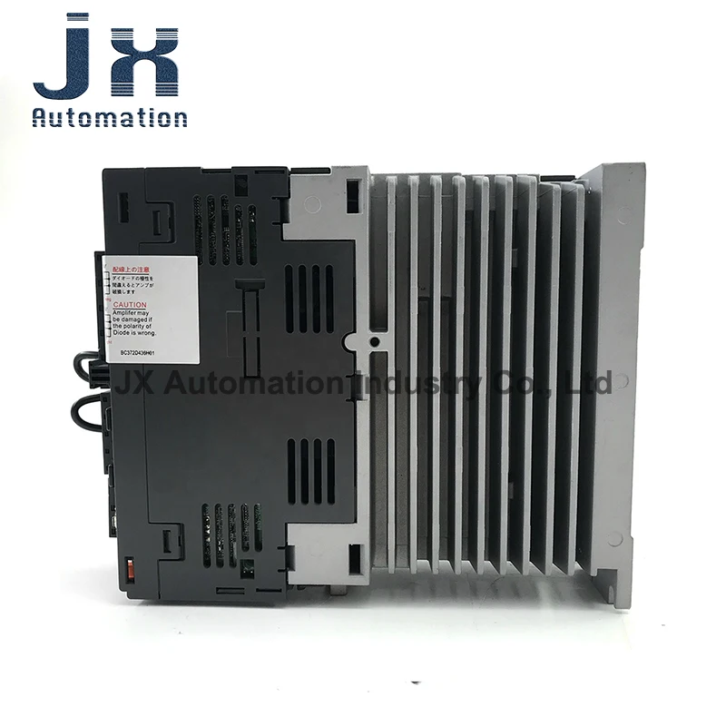 Original 3 Phase 1KW 400V AC Servo Amplifier MR-J4-100B4 with SSCNETIII/H Interface