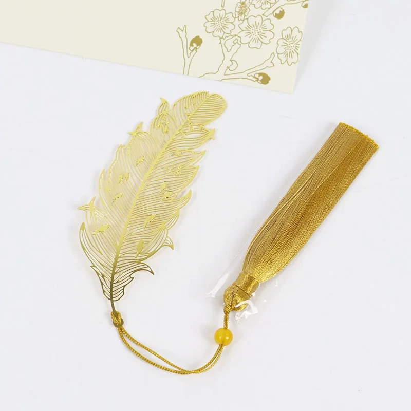 Chinese Style Metal Bookmark Creative Leaf Feather Brass Hollow Out Bookmarks Student Stationery Gift