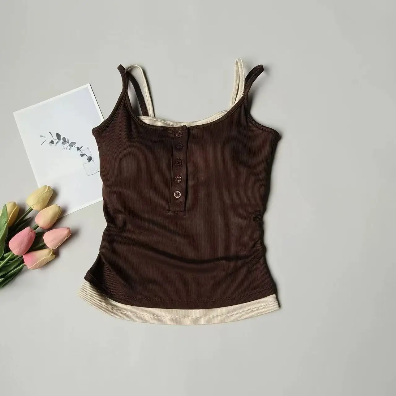 Yoga Tank Top, One-piece Mock Two-piece Sports Tank Top With Push-up Bra Pads, Breathable Quick-Drying Workout Fitness Wear