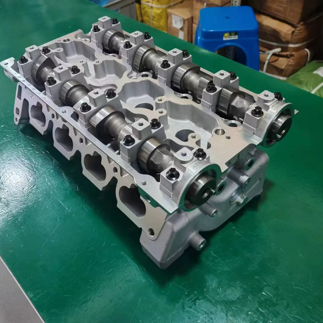 

ete Cylinder Head 96395381 25181240 for Daewoo (GM) Lacetti 1.5L Chevrolet Optra 1.6L High Quality Engine Part Head Assycustom