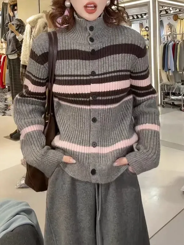 

Loose Women's Knitted High Collar Sweater Coat Spring 2026 New Sle Color Blo Korean Sle Top Outerwear for Ladies