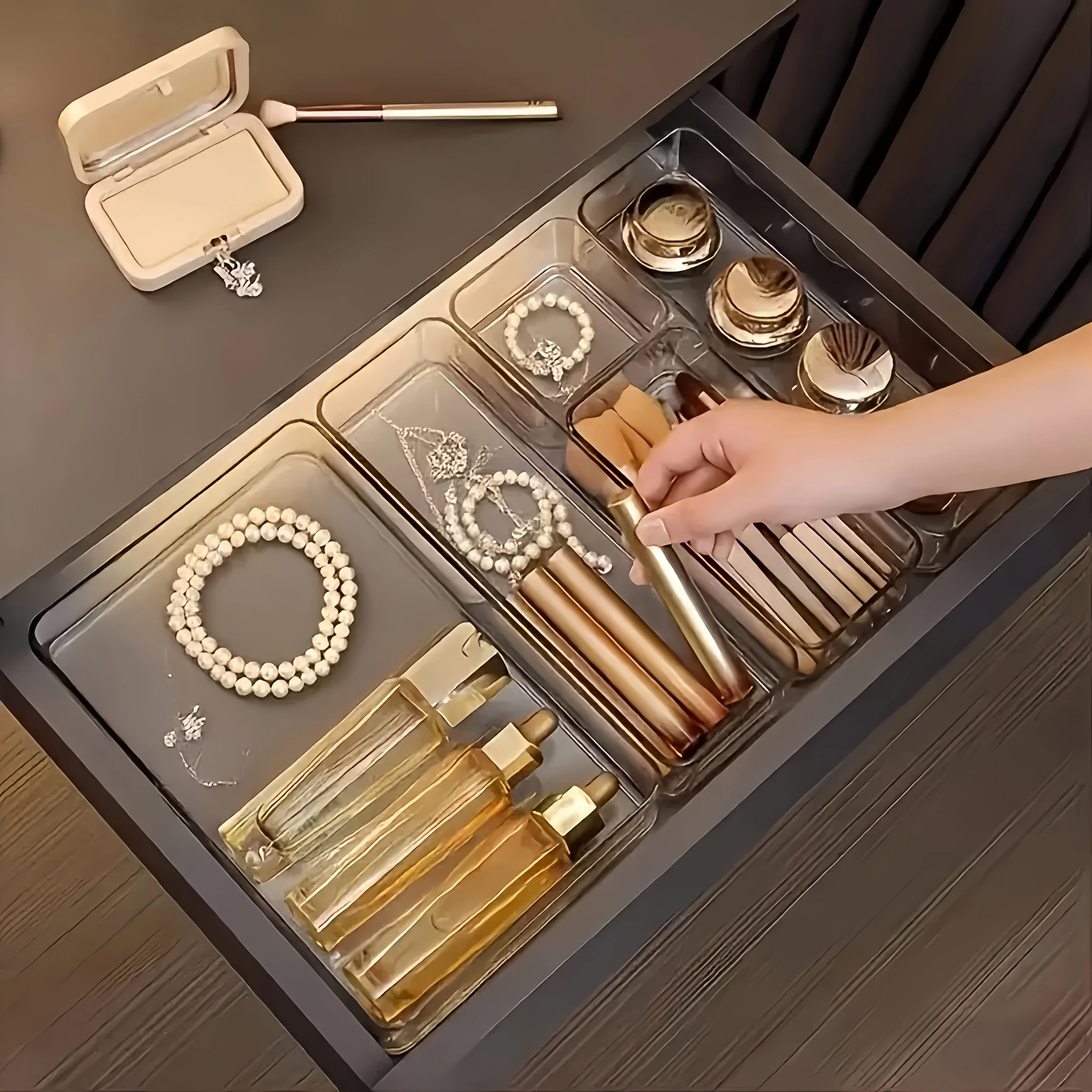 7-Piece Set of Multi-Size Transparent Drawer Storage Trays + Diamond Three-Compartment Makeup Brush Storage Holder Beauty Storage Set, Can Be Combined to Create a Multifunctional Cosmetics Storage Box, Waterproof Bathroom Accessories, Suitable for Organizing Lipstick, Makeup Brushes, Jewelry, Skincare Products, and Stationery in Dressing Tables, Bathrooms, and Desks