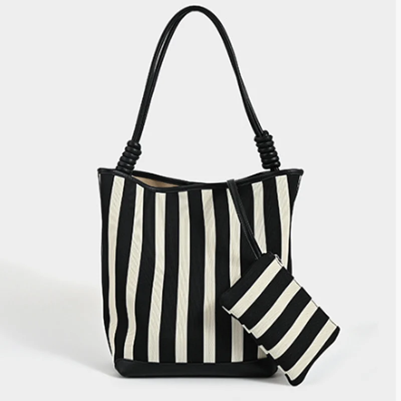 

Fashion High-Quality Large Capacity Bucket Bag with Black and White Stripes Handbag 2026 New Commuter Shoulder Bag