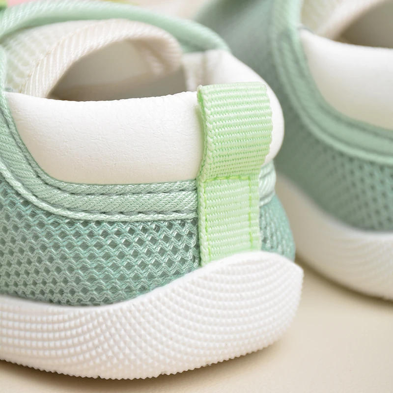 Simpatiche scarpe da ginnastica per bambini con fiocco Casual da passeggio all\'aperto scarpe a rete con suola morbida traspirante per neonate ED7033